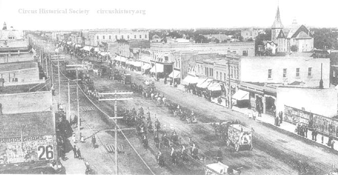 Parade 1905