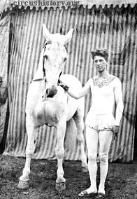 Cecil Lowande
